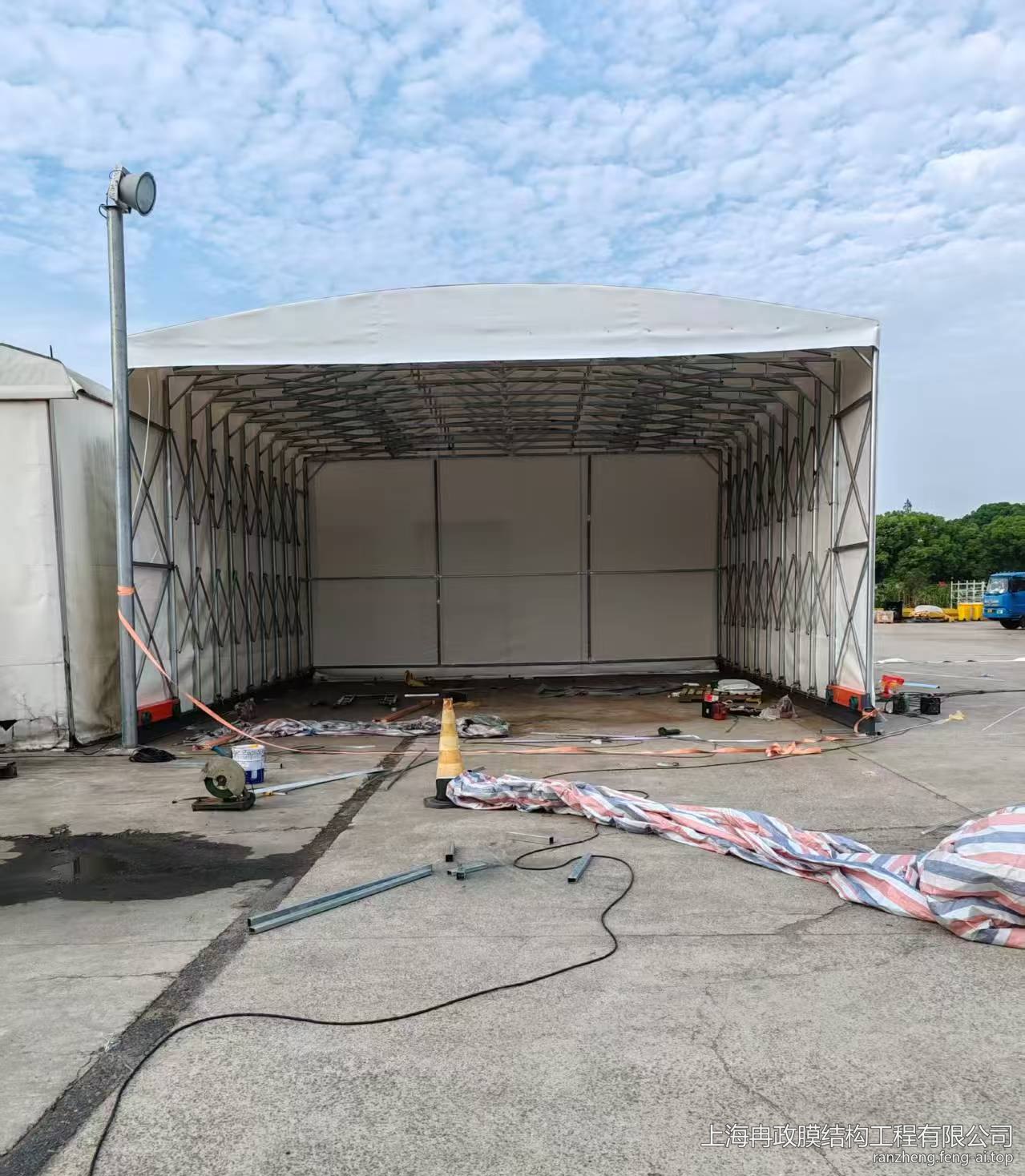 德资汽车零部件工厂仓库电动推拉棚封顶：一套按工业验收标准走完的工程