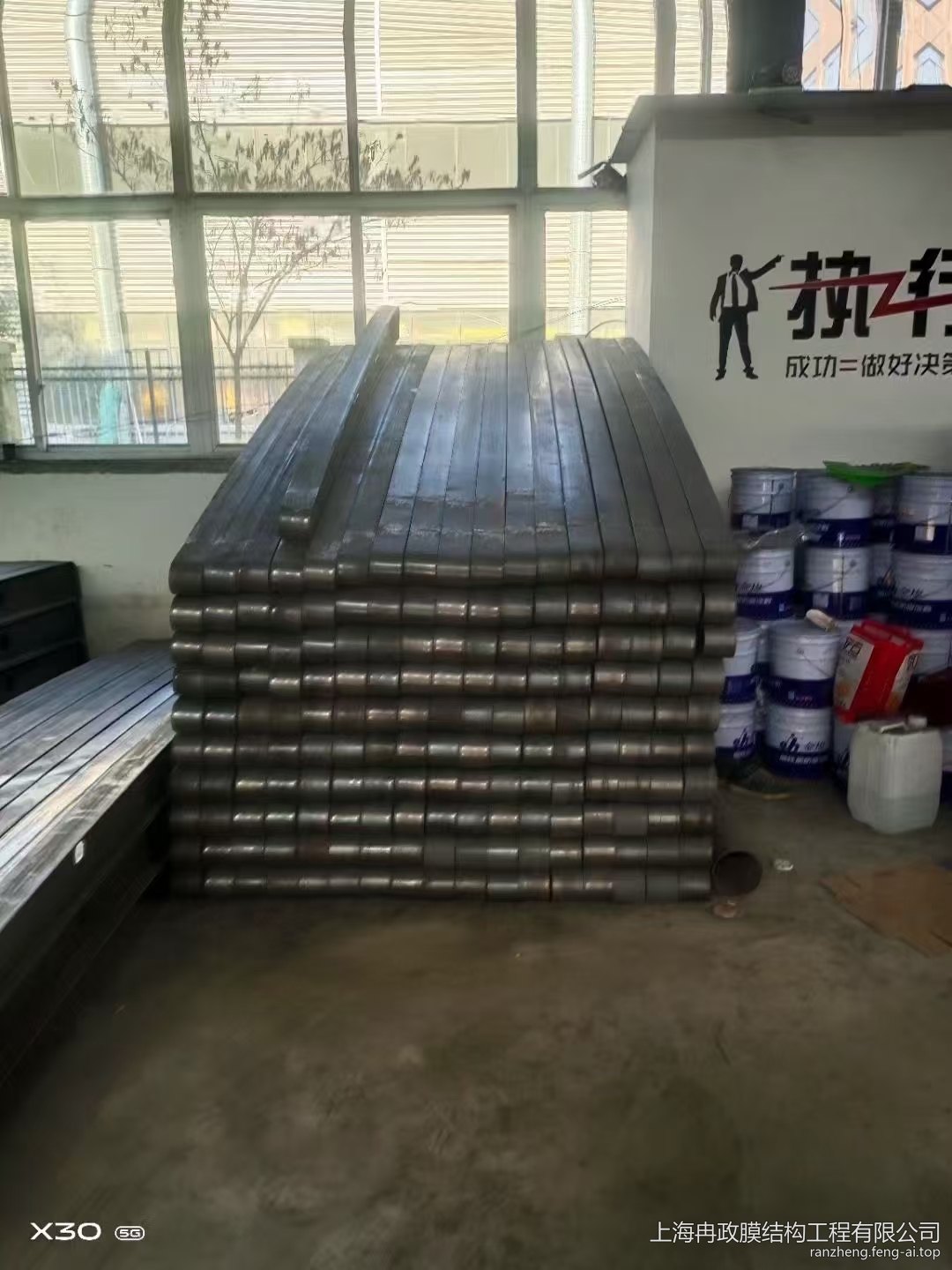 德资汽车零部件工厂仓库电动推拉棚封顶：一套按工业验收标准走完的工程